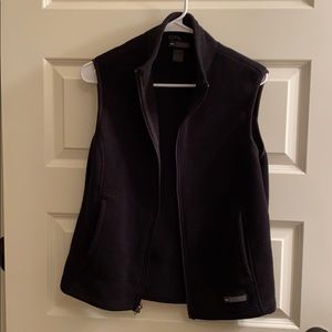 REI women’s black fleece vest size medium